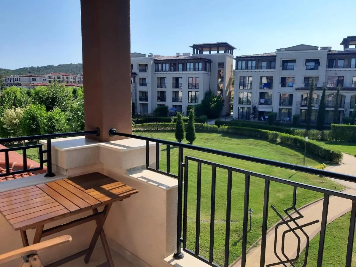 Green Life Private Apartments Созополь Болгария