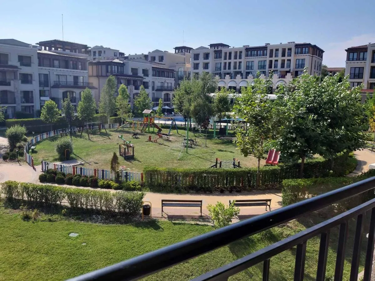 Green Life Private Apartments Созополь