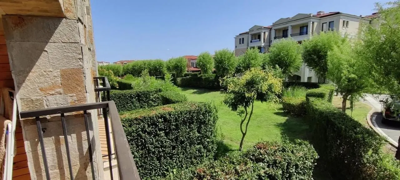 Green Life Private Apartments Созополь Болгария