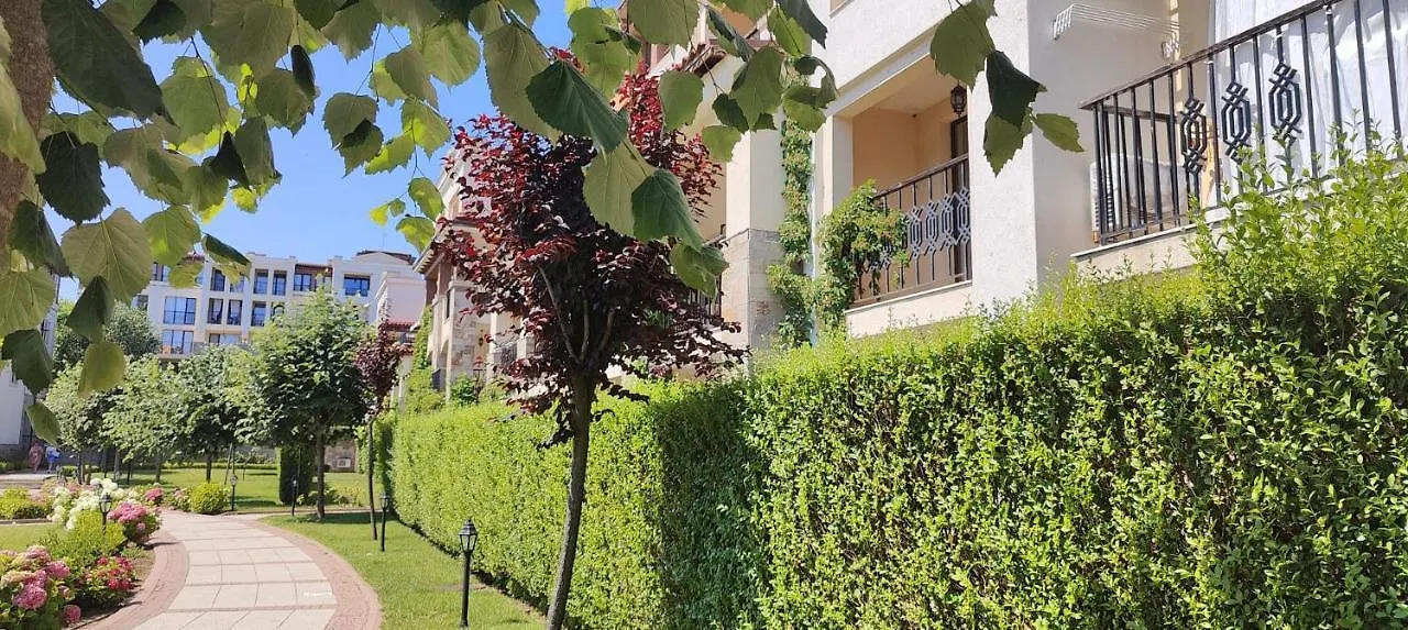 Green Life Private Apartments Созополь 0*,  Болгария