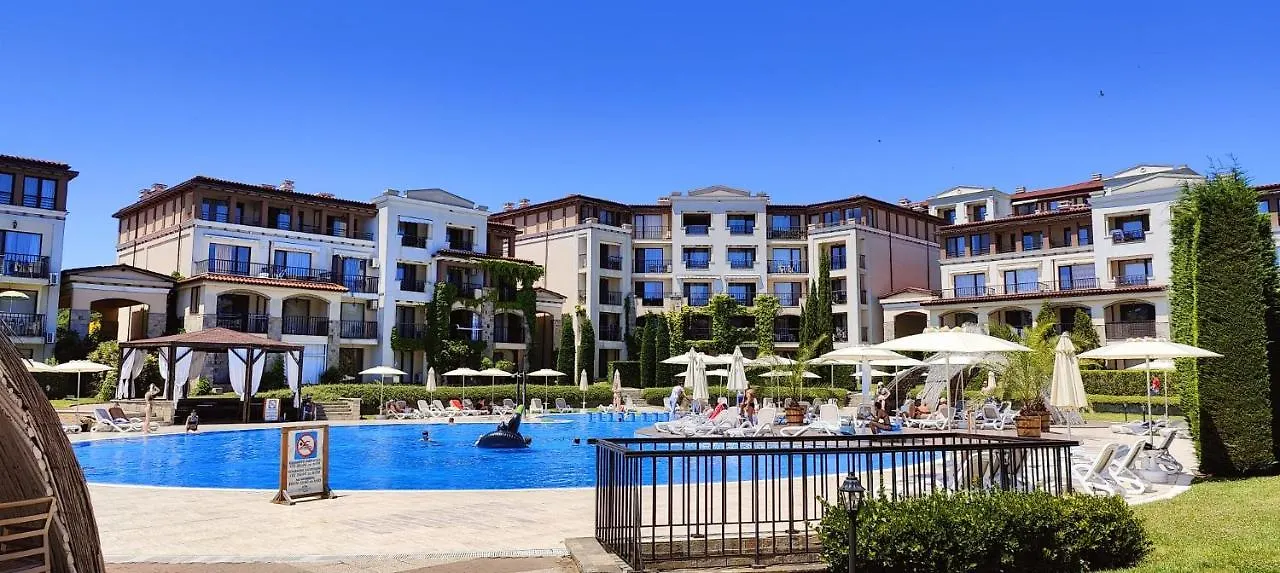 Green Life Private Apartments Созополь