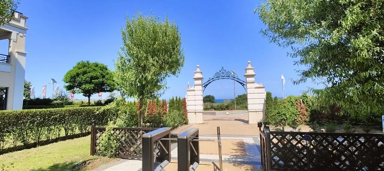 Green Life Private Apartments Созополь 0*,