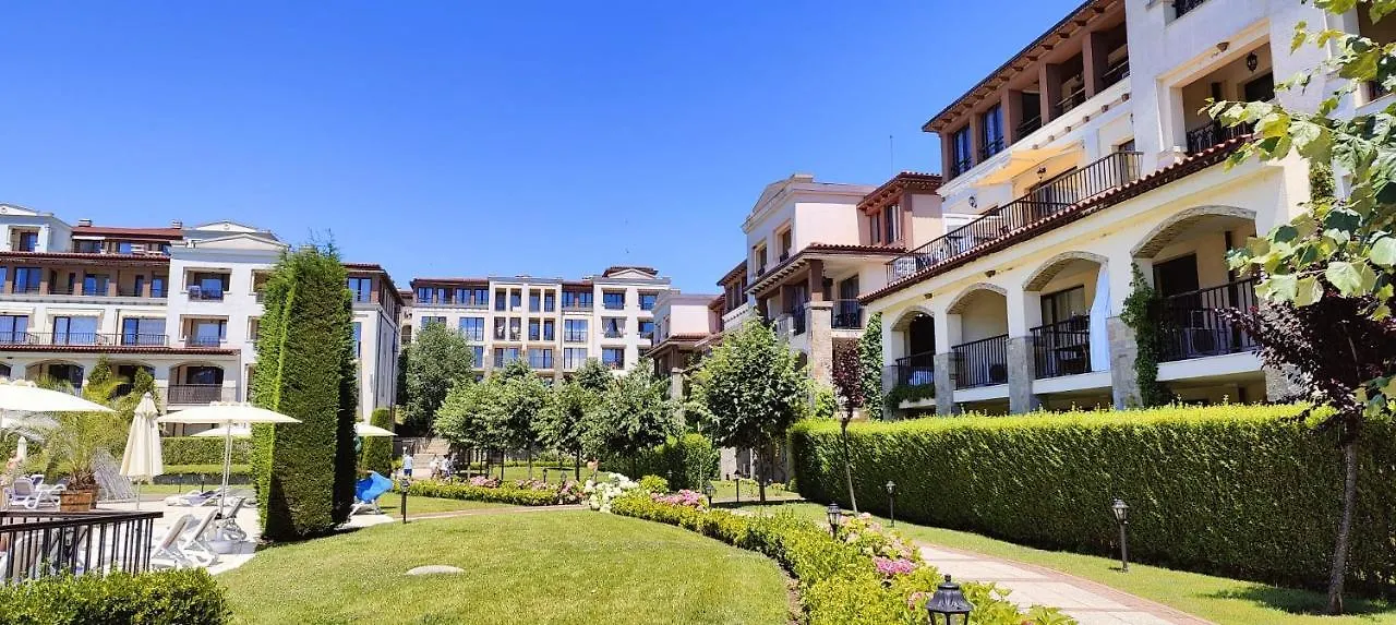 Green Life Private Apartments Созополь