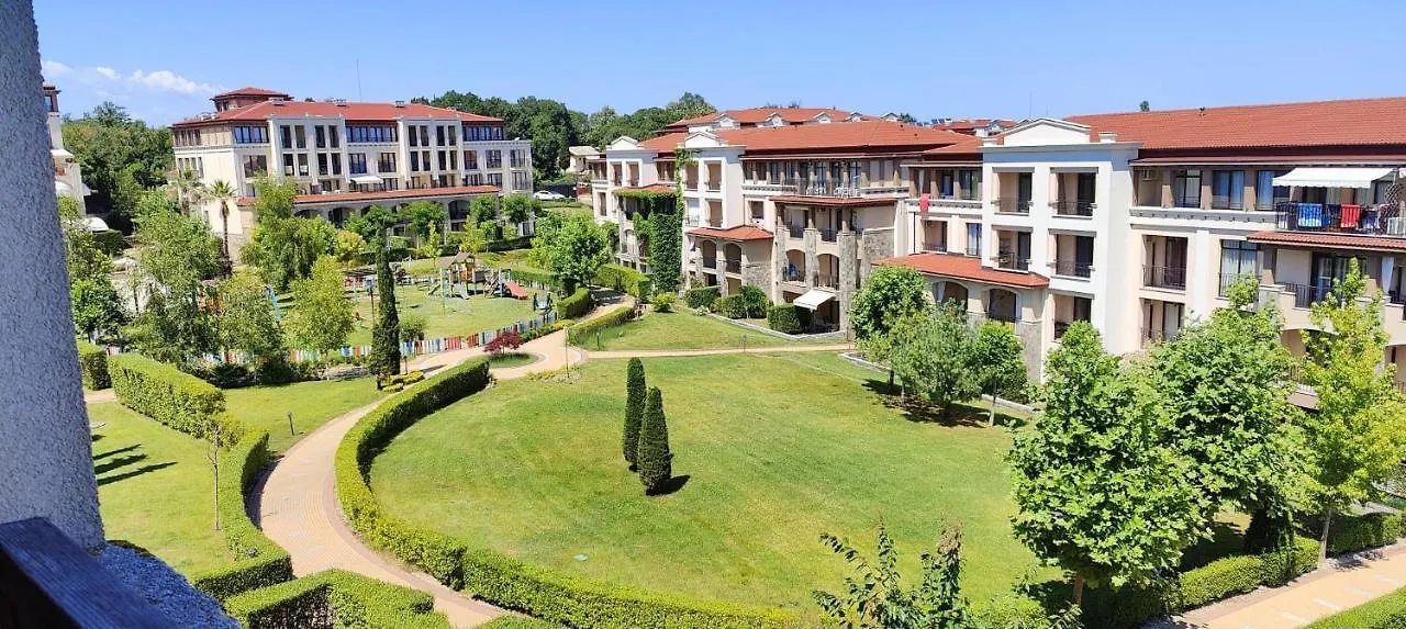 Green Life Private Apartments Созополь