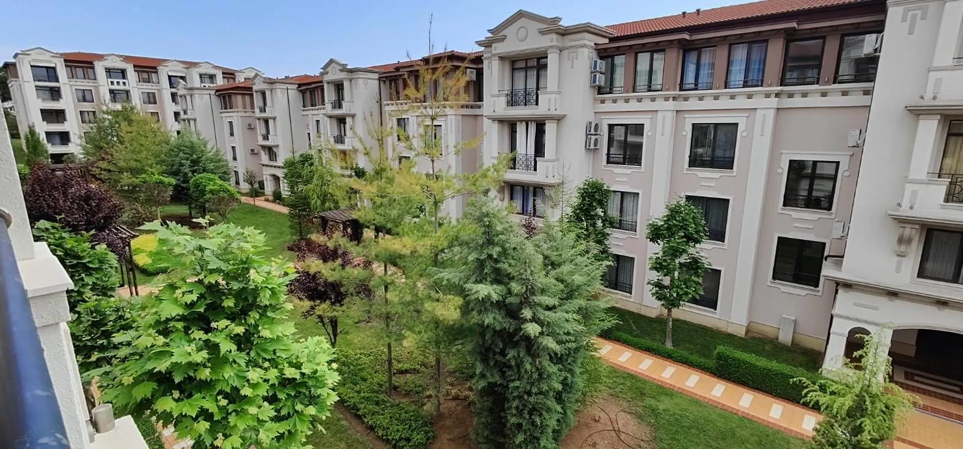 Green Life Private Apartments Созополь