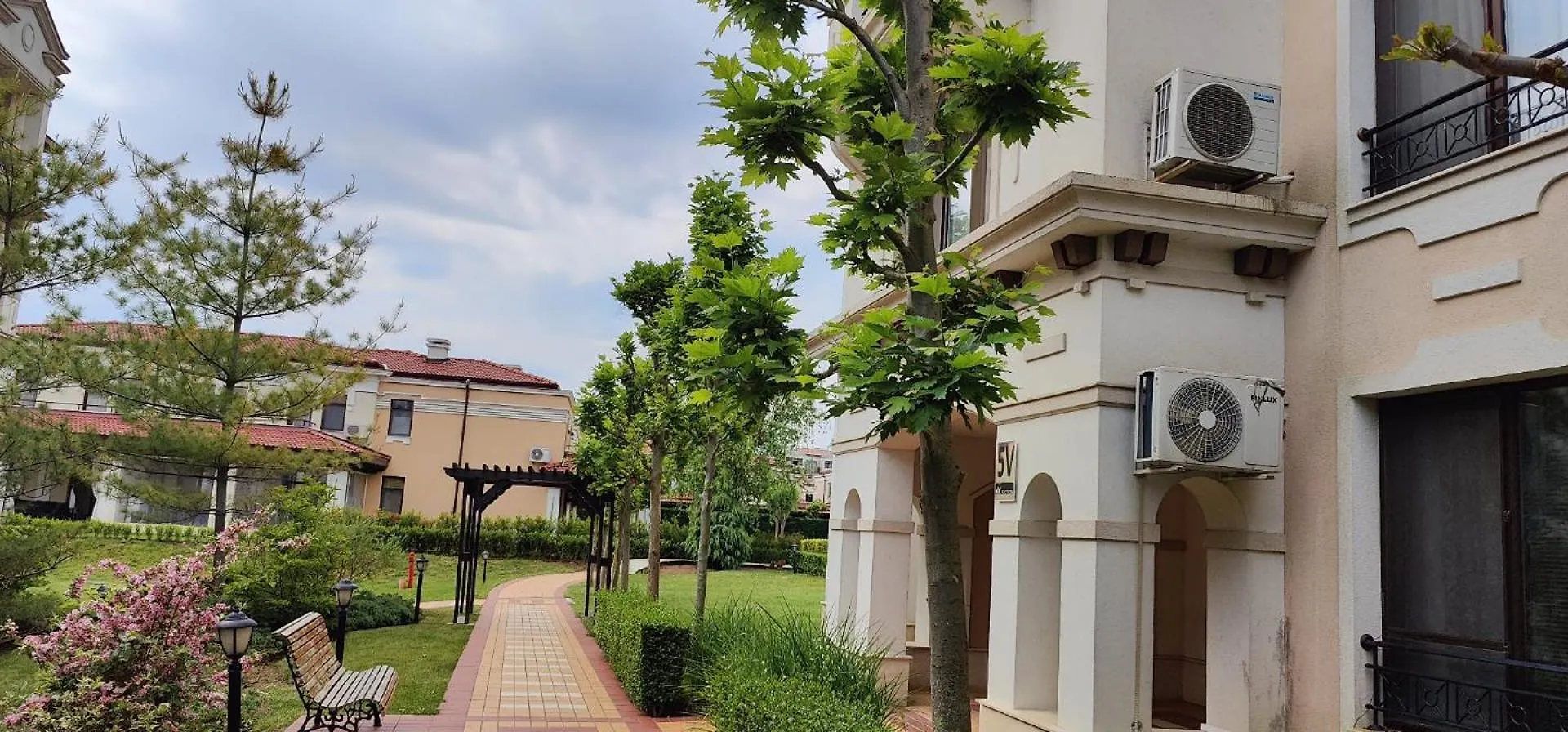 Green Life Private Apartments Созополь Болгария