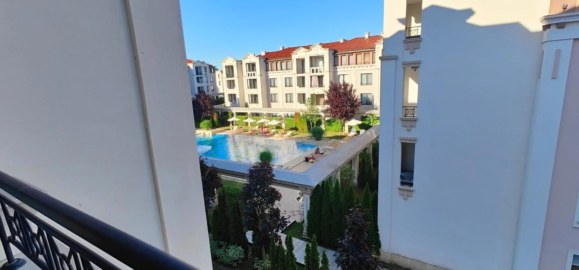 Green Life Private Apartments Созополь