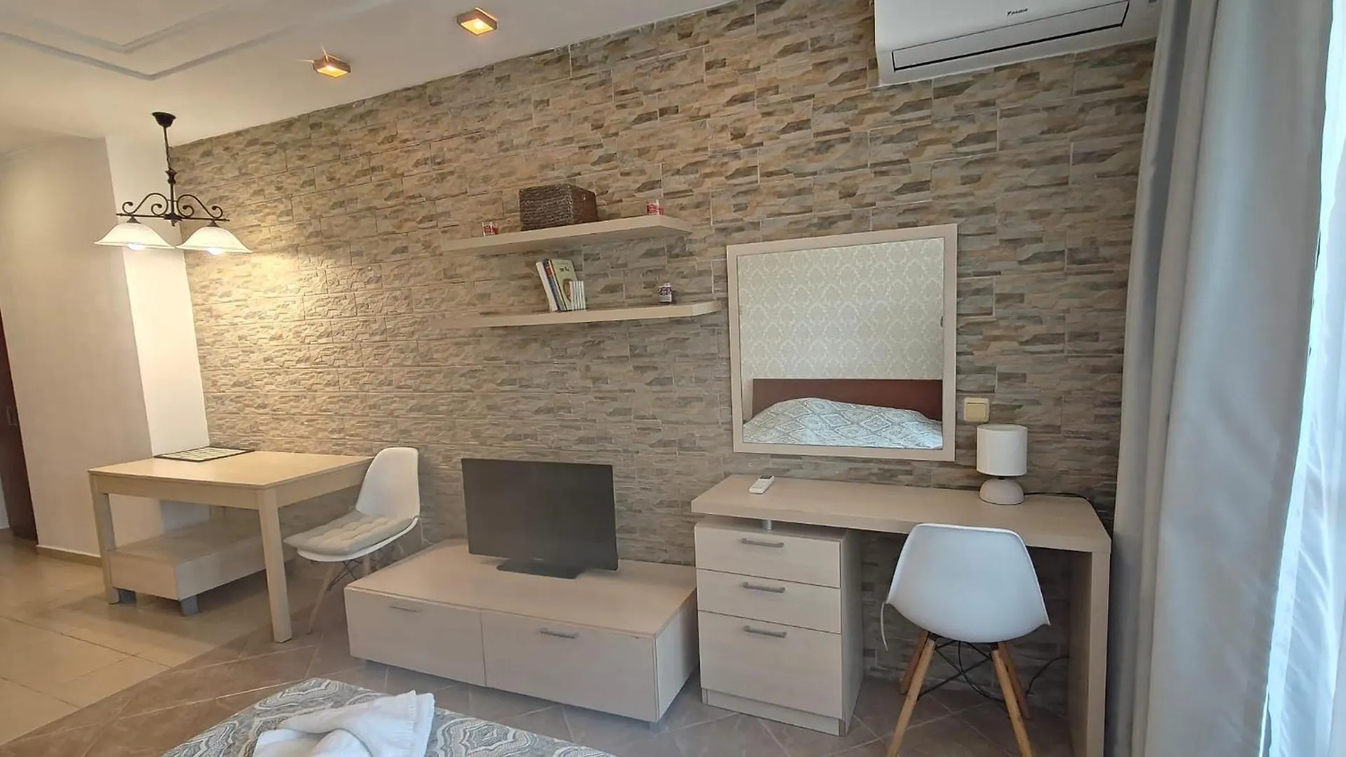 Green Life Private apartments Sozopol