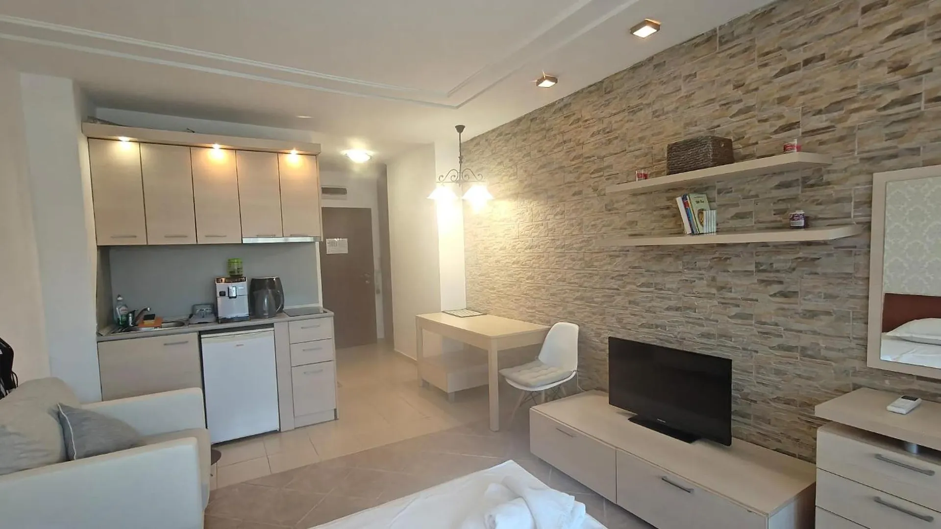 Green Life Private apartments Sozopol