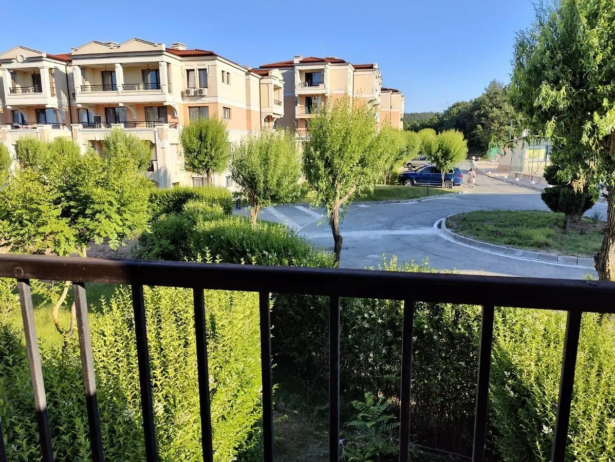 Green Life Private Apartments Sozopol Bulgaria